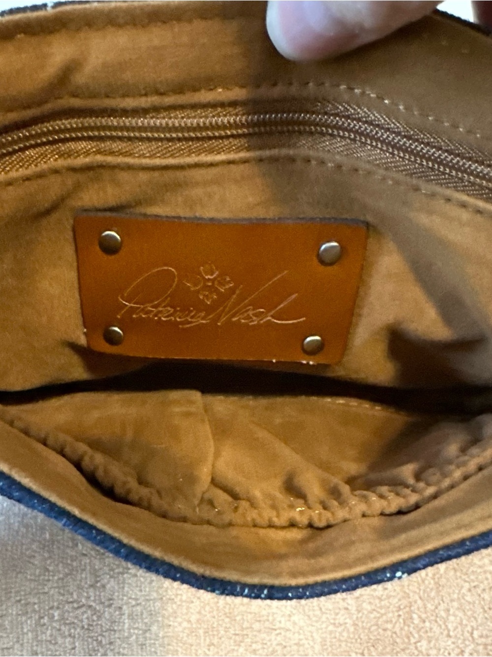 Patricia Nash  Denim Floret Corfu Jacquard Crossbody with Tan Strap. - Picture 4 of 4